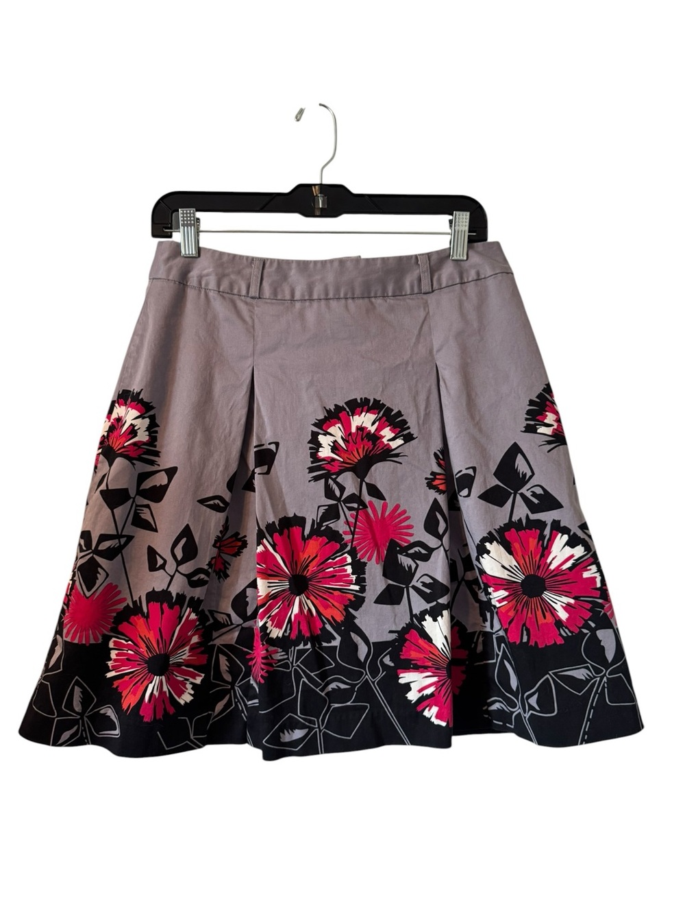 Apt. 9 Floral Border Pleated Skirt Grey Pink Black Size 6 - Excellent Condition
